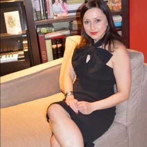 Badgley Mischka oversized bow dress!🌹